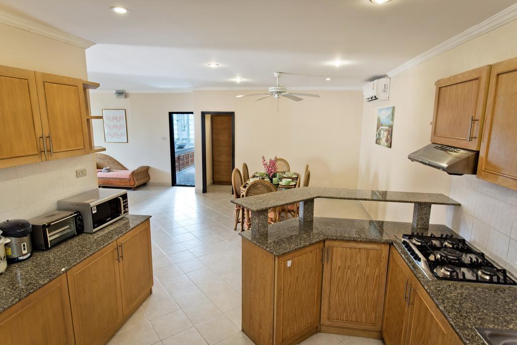 Butterfly Garden Boutique Residences By Frasier, A Lifestyle Destination Apt And Villas 1 To 3 Bedroom Units, 2 Full Bathrooms, Rain Shower, Spa Bath, Complete Kitchen, Staff 24-7,Fast Fiber Optic Wifi, 55" Smart Tv'S, Free Bbq, Pattaya Bagian luar foto